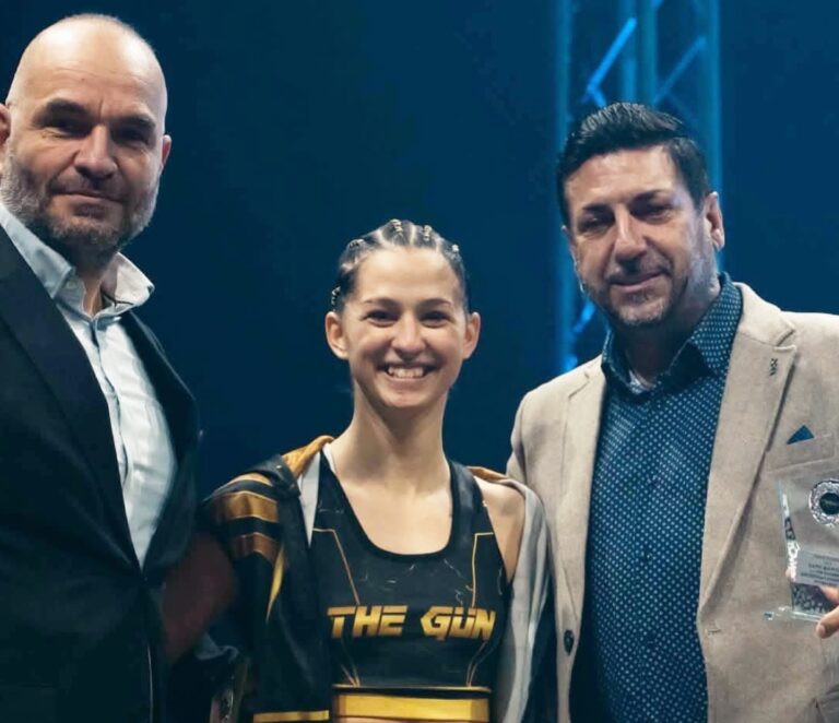 Επιβλητική η Άννα Μαρια Τριφύλλη “The Gun”