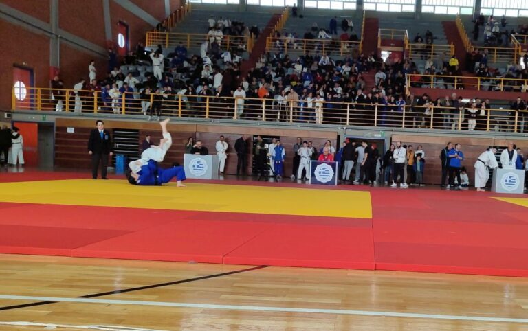 Με επιτυχία ολοκληρώθηκε, στην Πετρούπολη, το Πανελλήνιο πρωτάθλημα Τζούντο εφήβων- νεανίδων